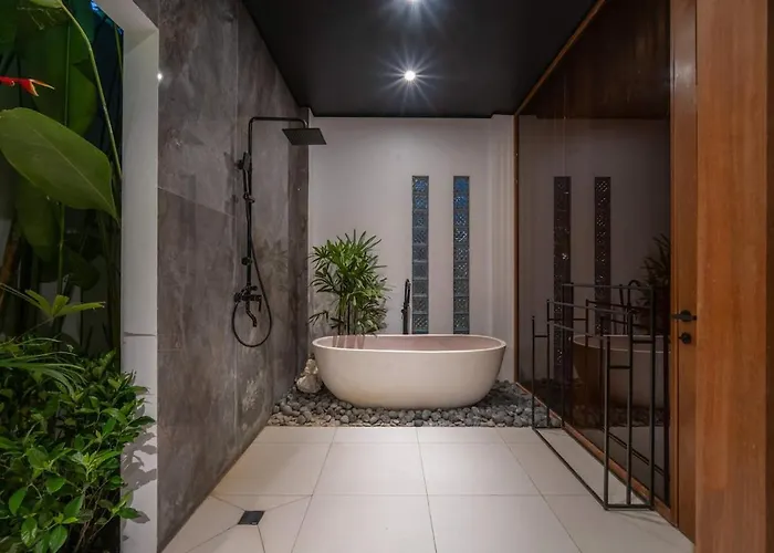 Villa Freedom Elegant 2br Retreat In Ungasan *